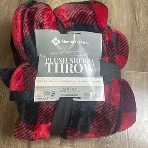 Member's Mark Red cover